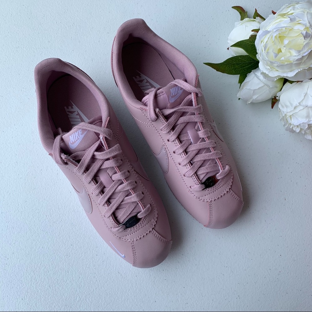 Nike Classic Cortez Prem Leather NWT - Picture 9 of 12